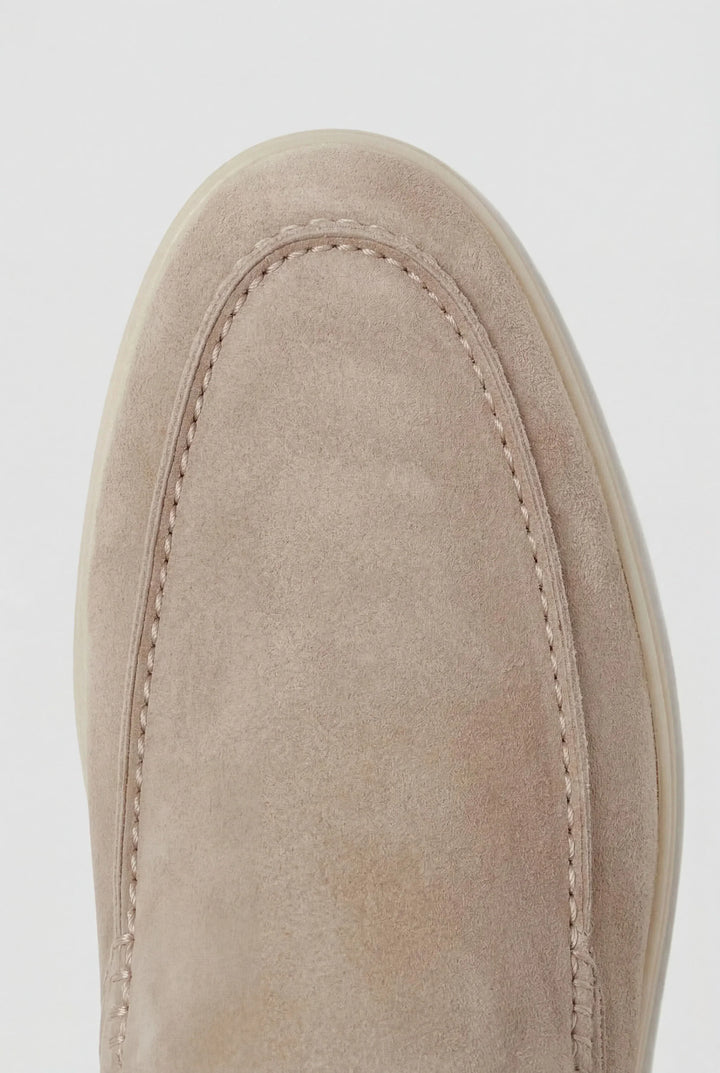 Yacht Sandal in Beige Suede